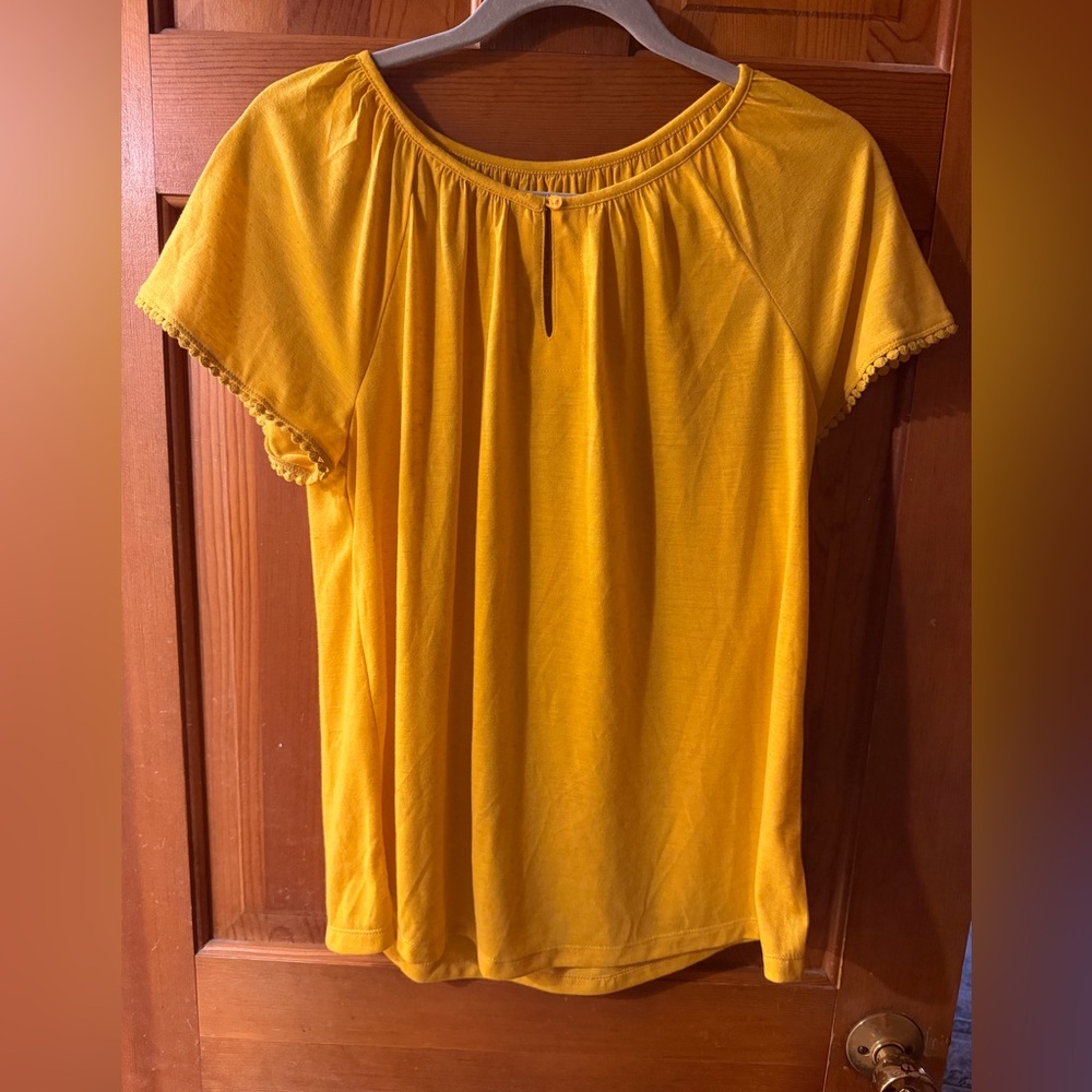 St. John's Bay Mustard Yellow Short Sleeve Peasant Top